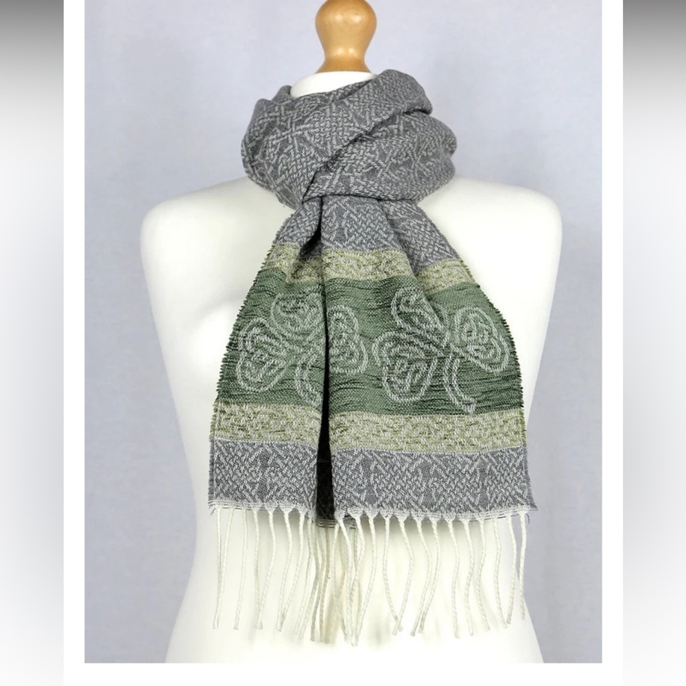 Aran Sweater Market NWT Pure Wool Blend Scarf Gray Green Celtic Fringe Ireland